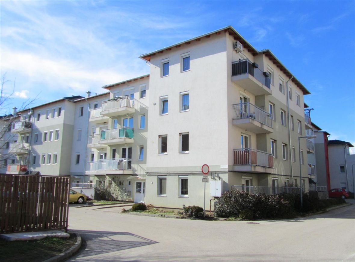 eladó tégla lakás Veszprém Vécsey utca