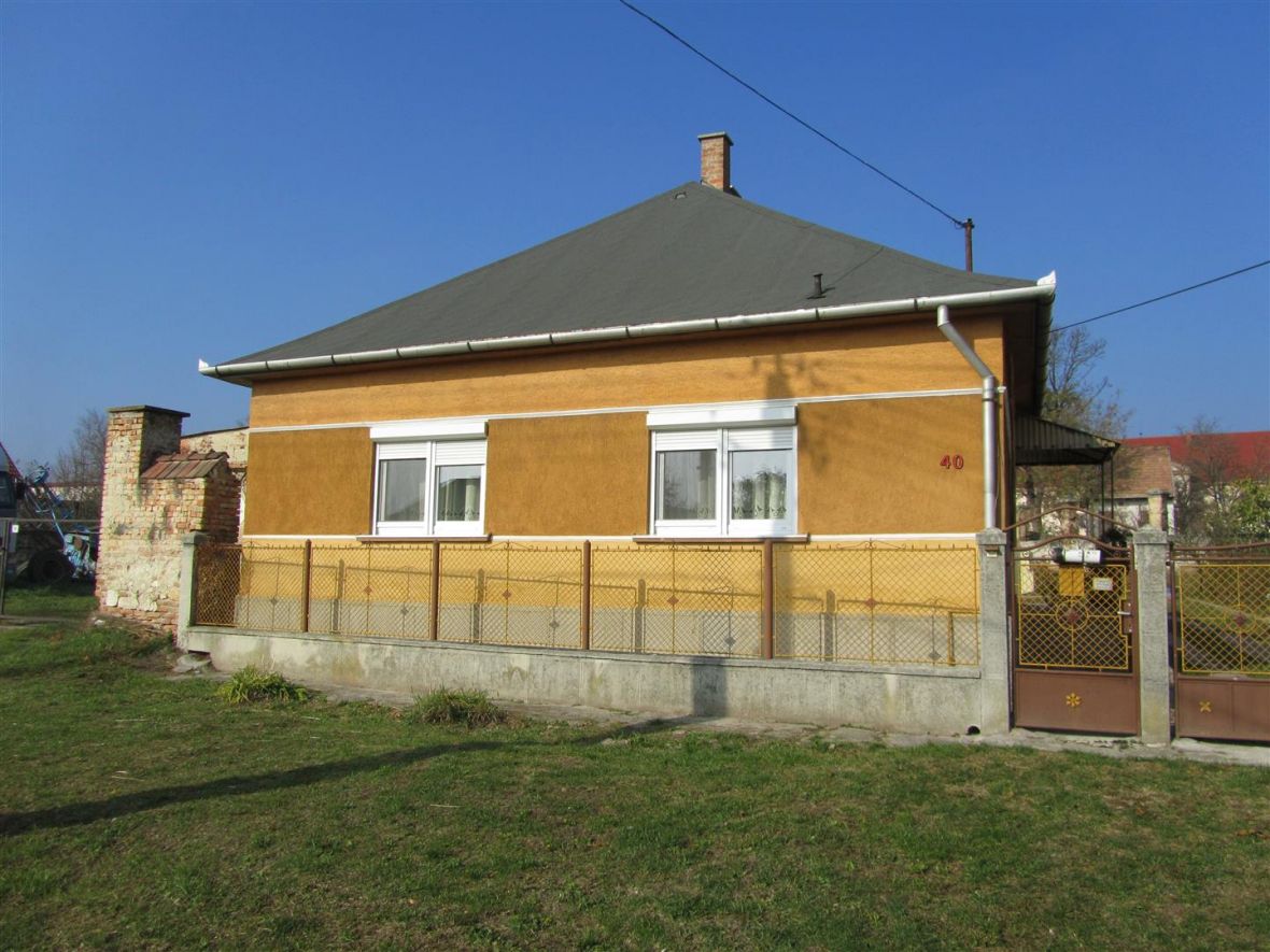 eladó panel lakás Veszprém