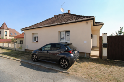Tehermentes, azonnal költözhető