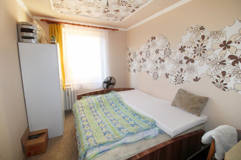 eladó panel lakás Veszprémben